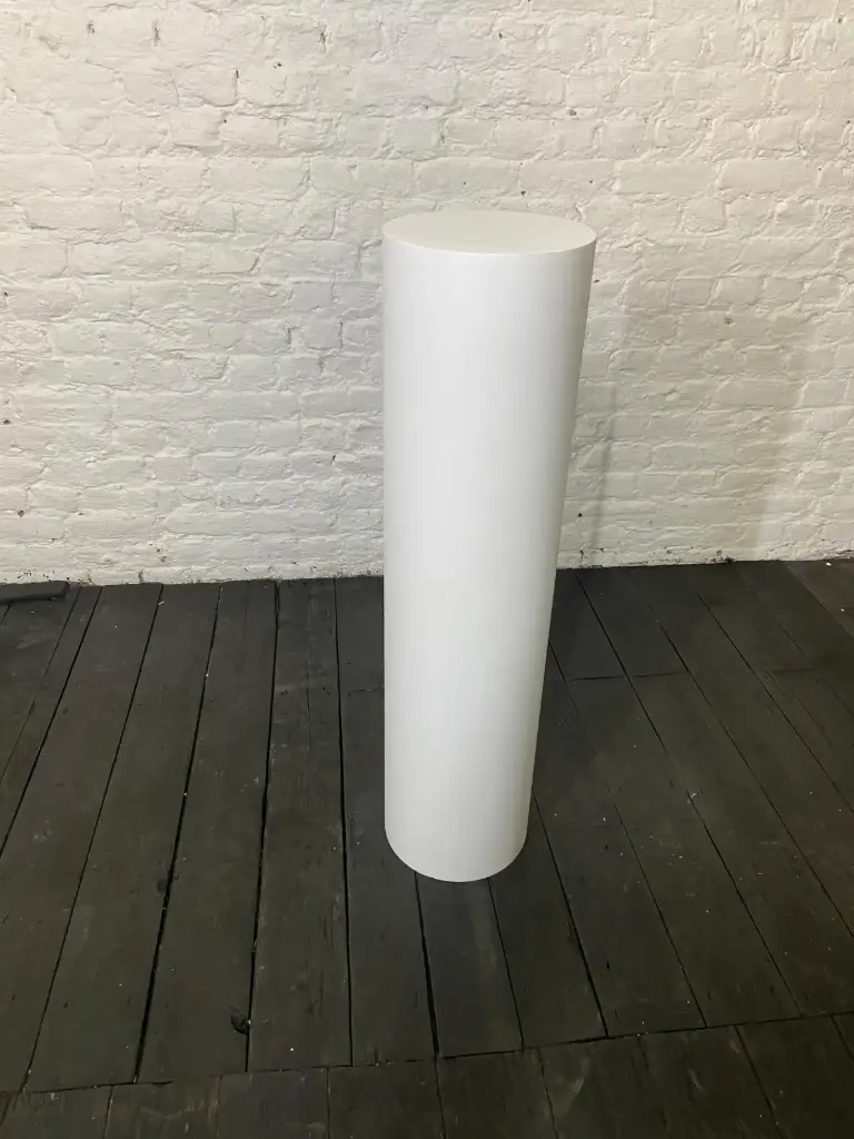 Sokkel in voorraad - H110 diameter 25 cm - Wit