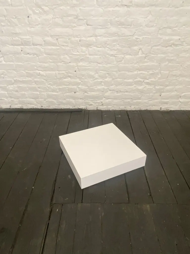 Plinth in stock - H15/50/50 cm - White