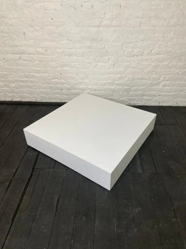 Socle en stock - H20/100/100 cm - Blanc