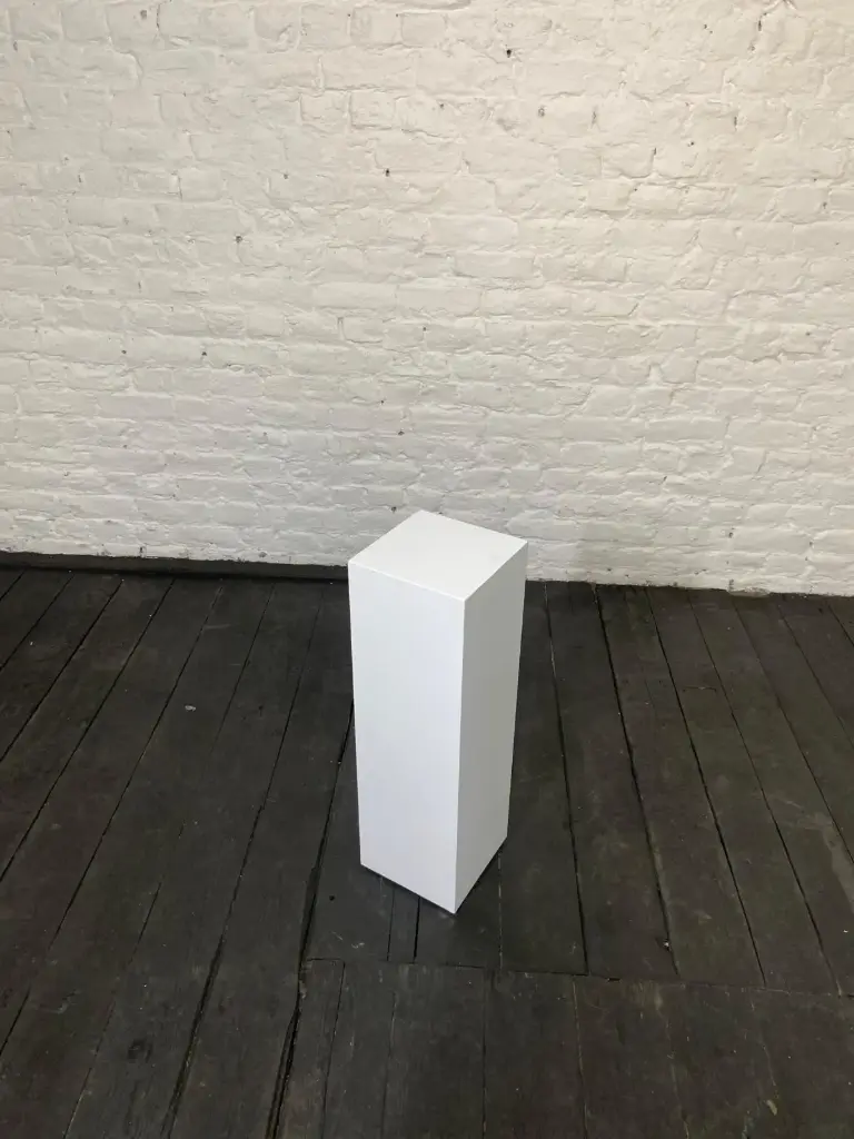 Plinth in stock - H65/20/20 cm - White