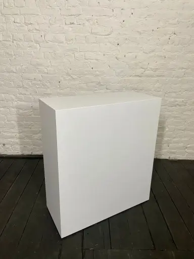 Socle en stock - H90/80/40 cm - Blanc