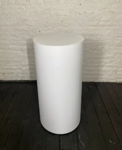 Plinth in stock  - H100 diametre 50 cm - White