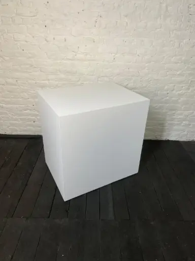 [P0073] Plinth in stock - H80/80/60 cm - White