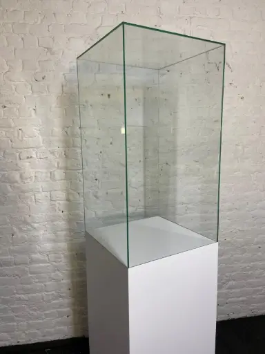 Coiffe en stock - H85/50/50 cm - Verre