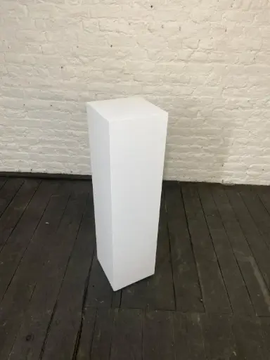 [P0438] Plinth in stock - H100/25/25 cm - White