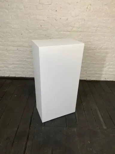 [P0398] Plinth in stock - H100/50/30 cm - White