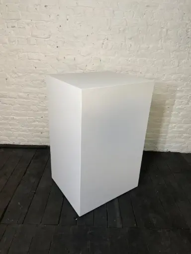Sokkel in voorraad - H110/70/60 cm - Wit