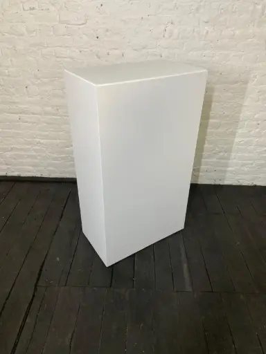 Socle en stock - H120/70/40 cm - Blanc