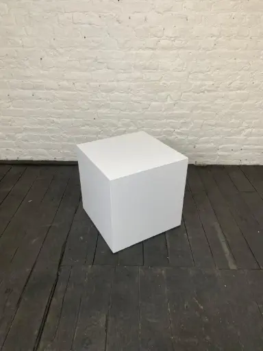 [P0362] Plinth in stock - H50/45/45 cm - White