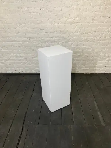 [P0014] Standard plinth - H80/30/30 cm - White